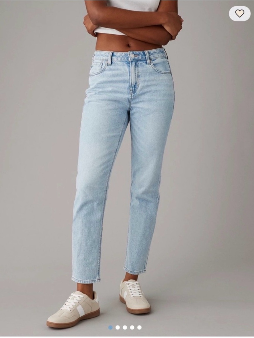 American Eagle Strigid Mom Jeans